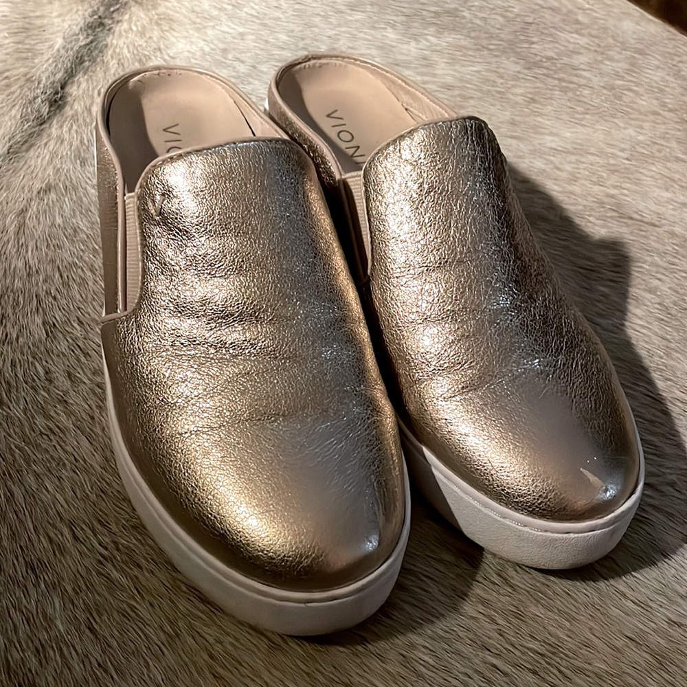 VIONIC NEW DAKOTA SNEAKER SLIP ON MULE SHOE GOLD 6